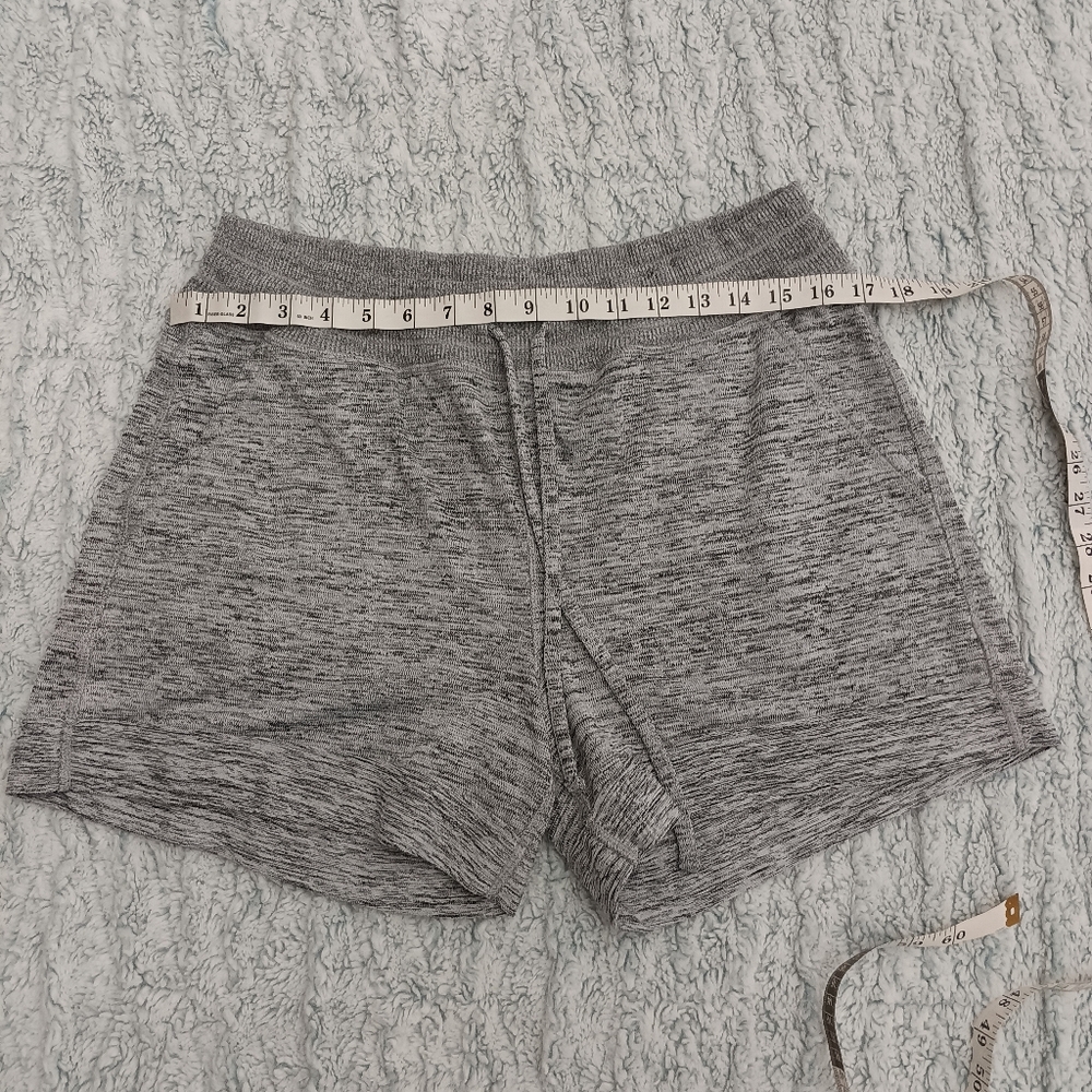 Shorts - Picture 6 of 6
